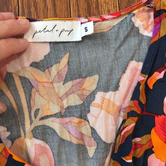 Petal & Pup Vibrant Floral Long Sleeve Dress - size small - Picture 9 of 11